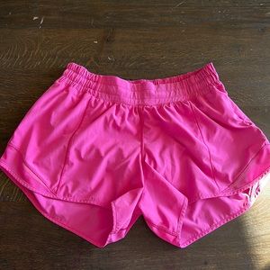 Lululemon hotty hot short